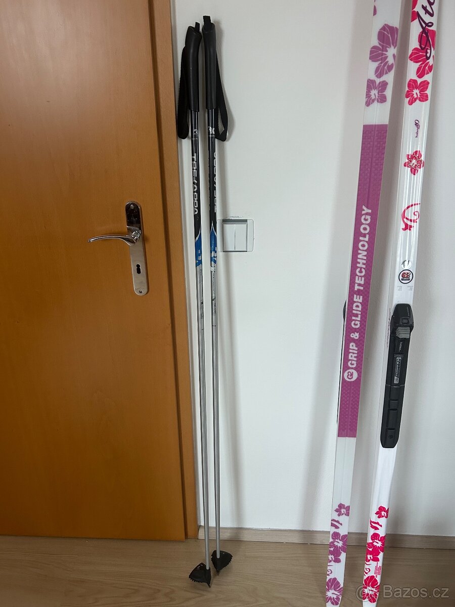 Set běžky, boty vel.40 a hůlky - 10