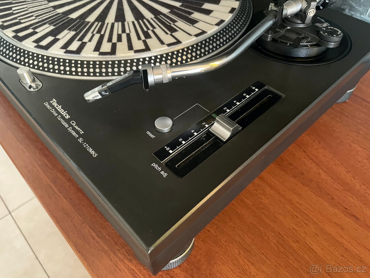 Technics SL 1210 mk5 - 10