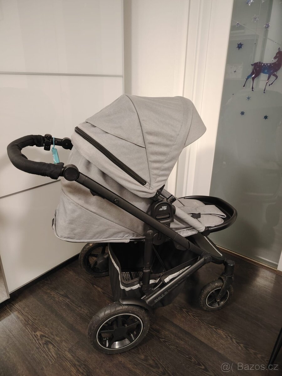 Britax Römer Kočárek Smile III 3v1 - 10