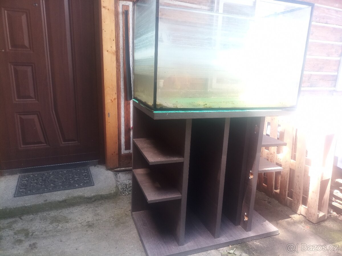 Terárium / akvárium - 10