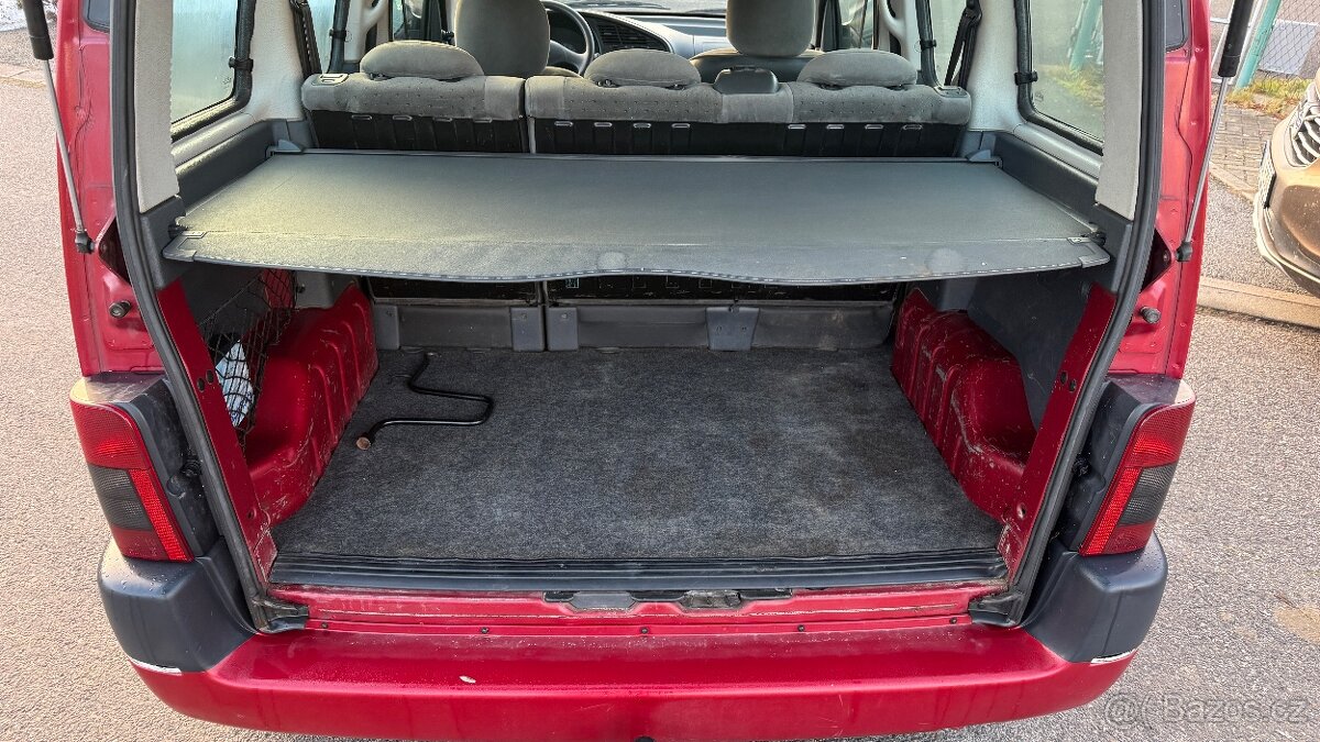 PEUGEOT PARTNER 2.0 HDI 66KW 2X ŠOUPAČKY KLIMA TAŽNÉ - 10