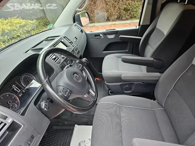 VW Multivan T5 2.0 TDI 103kW,7.sedadel,Webasto,Tažné,Navi,Te - 10