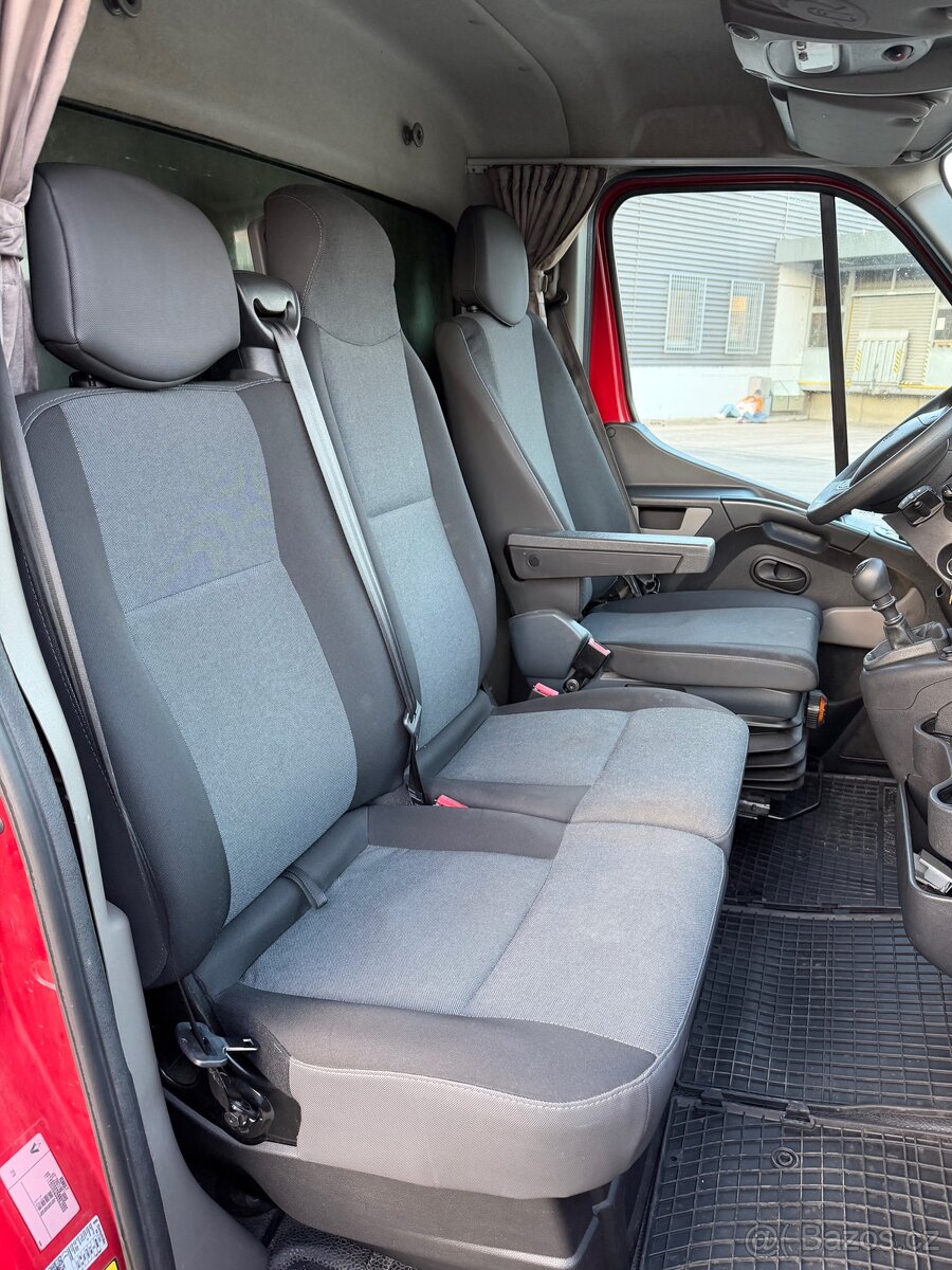 Renault Master 12 pal. 2.3 - 10
