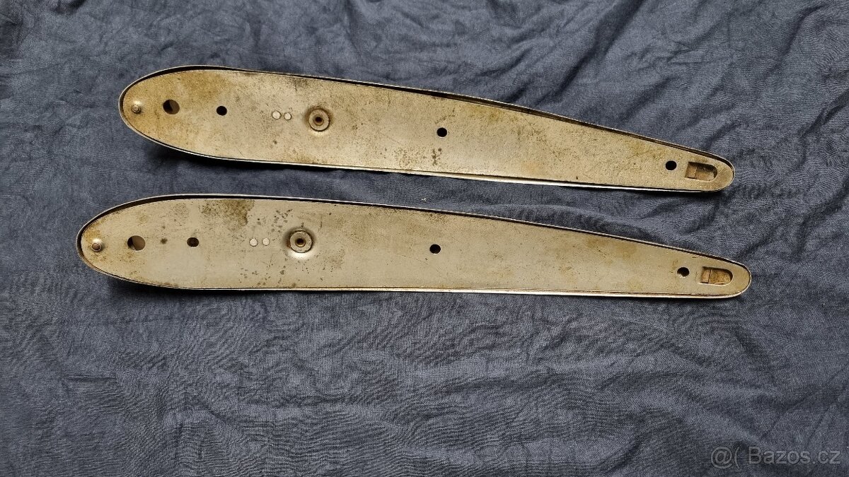 Škoda Tudor - obrysová světla - 10