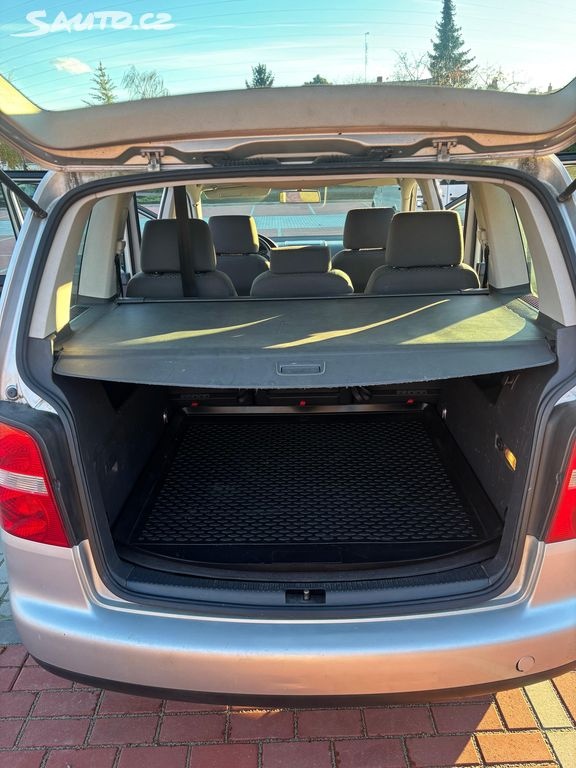 VW Touran 1.6i, rok 2005, nové rozvody - 10