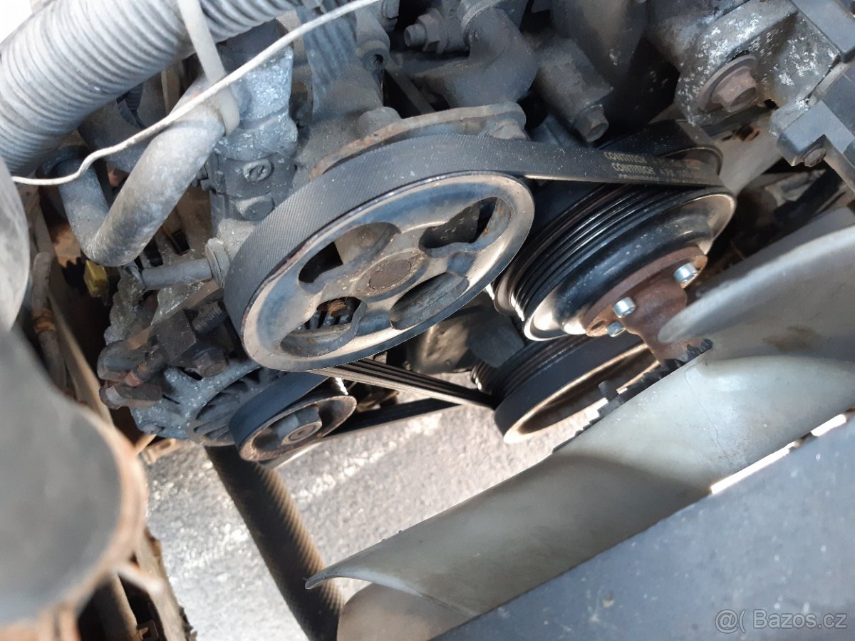 Mitsubishi Space Gear 2,0i 83kW GLX LPG 1998 - DILY - 10