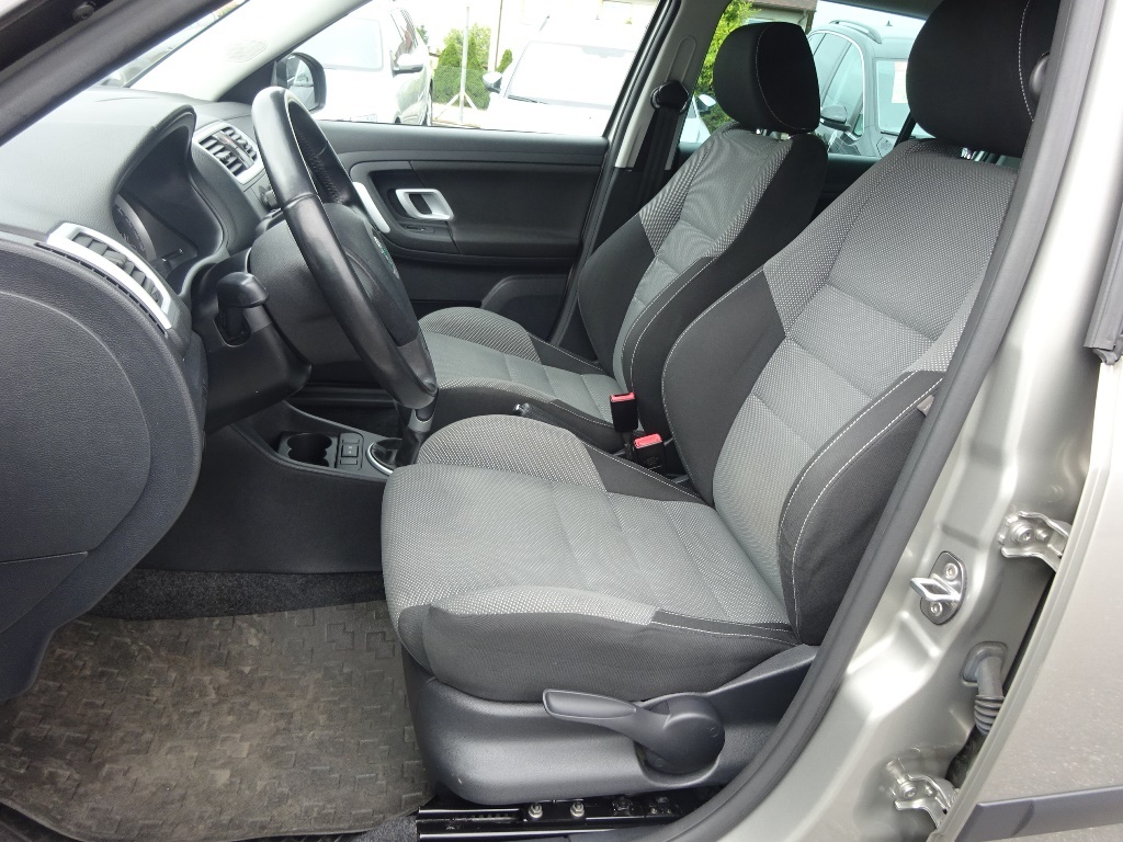 FABIA COMBI II Sport 1,4 16V 63kW - 2.Maj. - ČR - 102.670km - 10