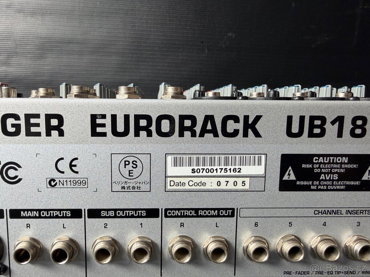 Behringer EURORACK UB1832FX-PRO - 10