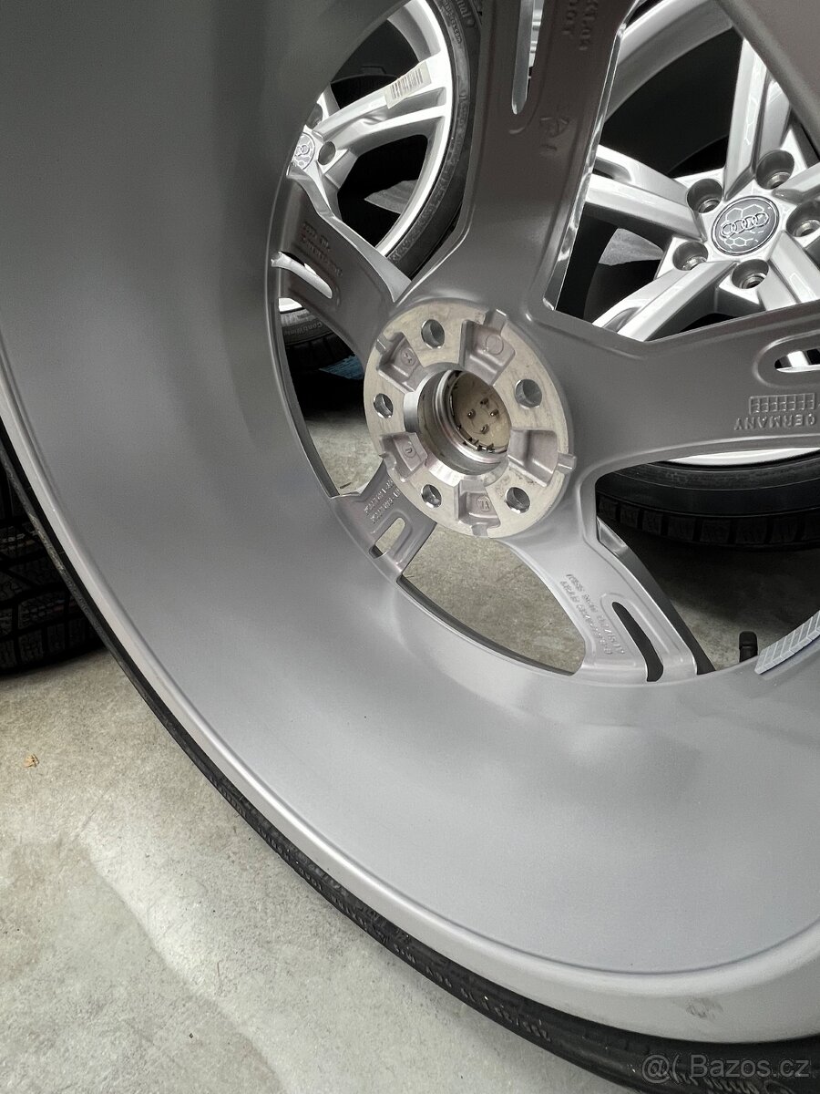 R19 zimní nepoužité Audi 255/35 - 10