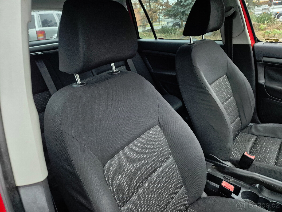 Škoda Octavia Combi II TOUR 1.6 MPI, 1.MAJITEL - 10