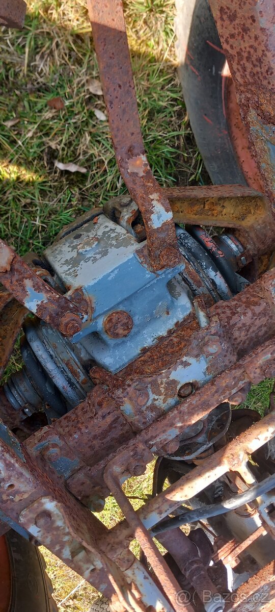 Prodám malotraktor domácí výroby - 10