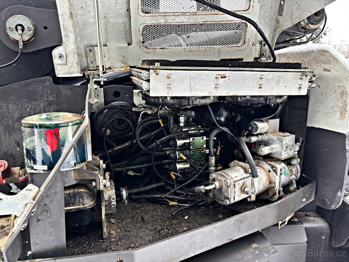 MECALAC 12 MTX RÝPADLO-LODIČKA - 10