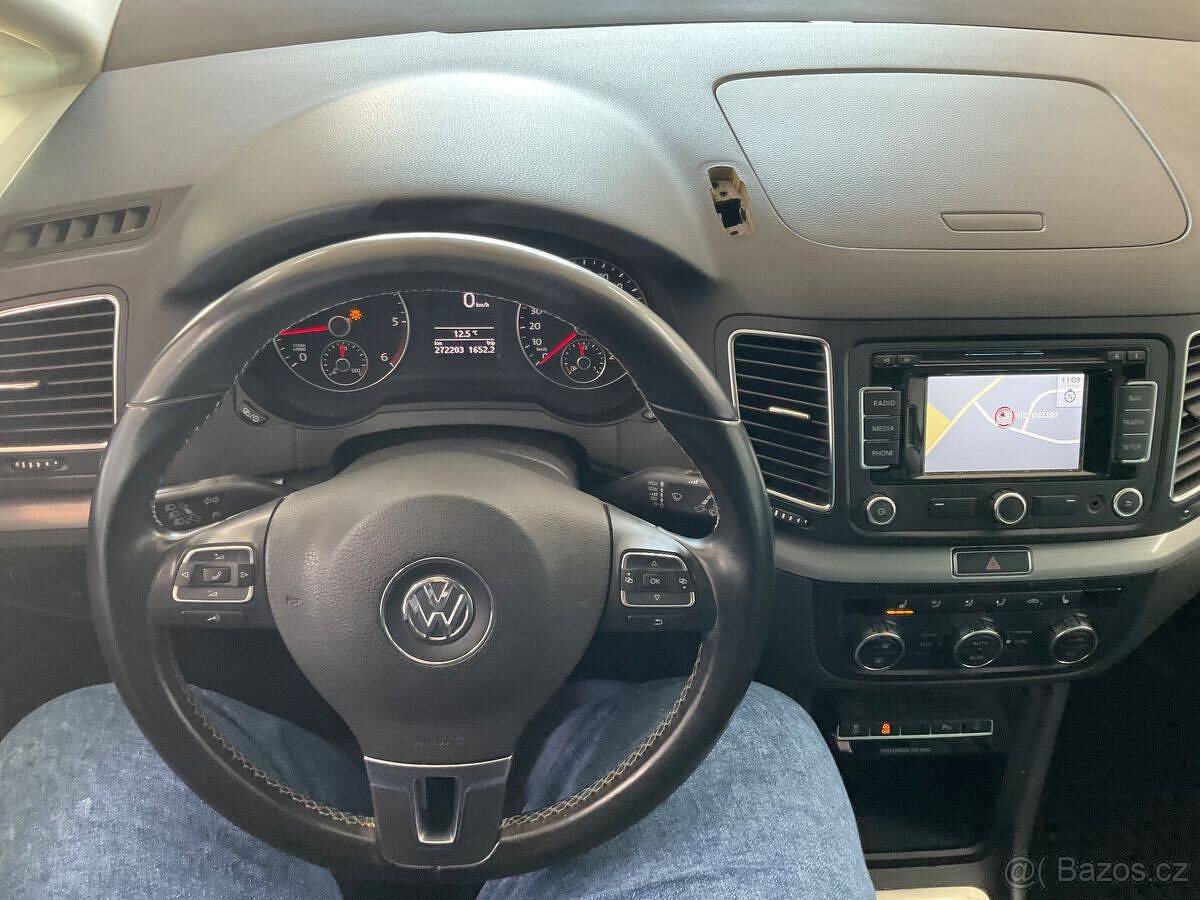 VW Sharan 2.0 TDI 103kW Match,DSG,7.míst,tažné,Xenon - 10