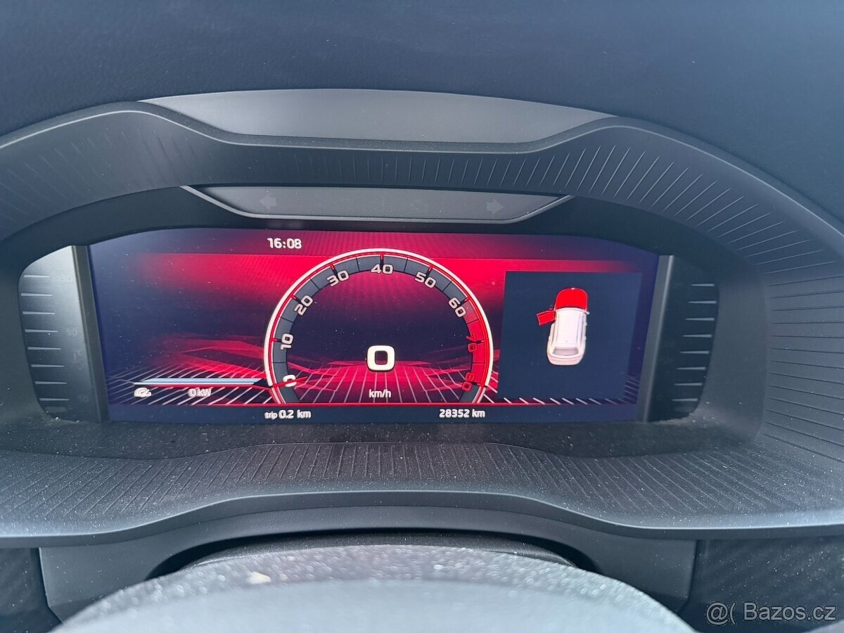 Škoda Kodiaq RS 2.0 TSI 180kw ČR 1.MAJ 28 000km WEBASTO - 10