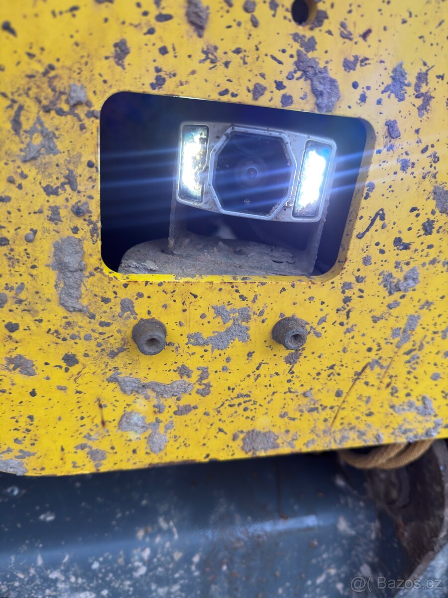 PRODÁM WACKER DW90 KOLOVÝ DEMPR - 10