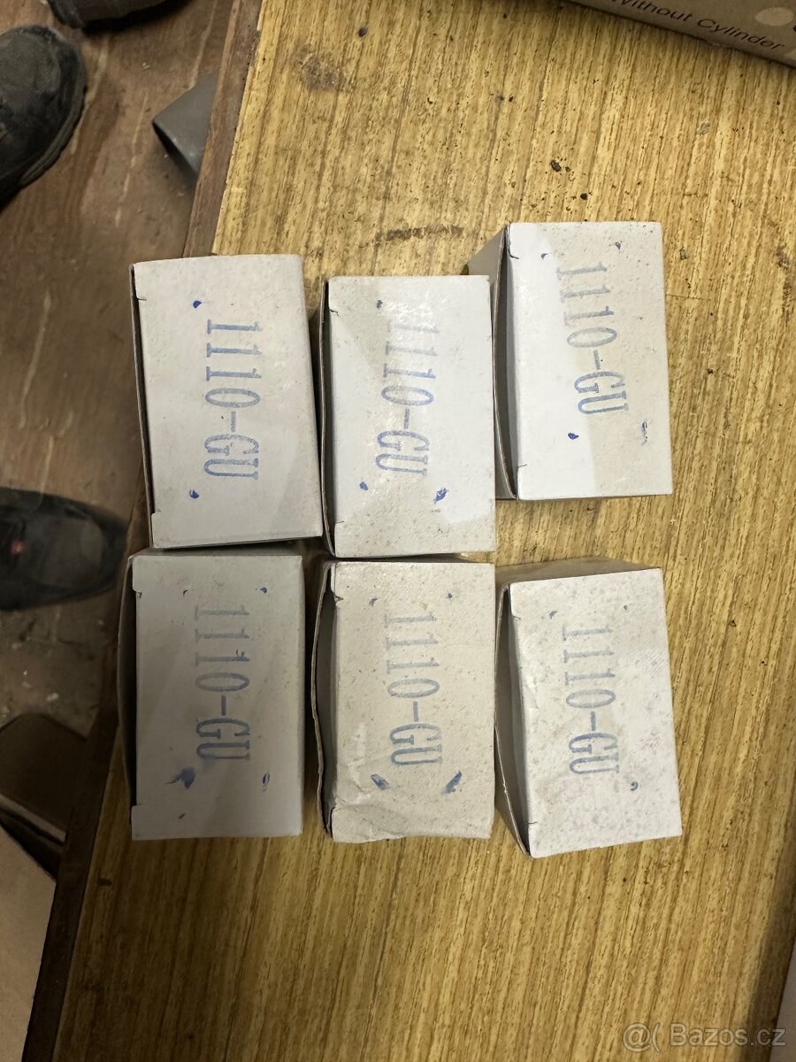 Zbytky pro sklenáře - 10