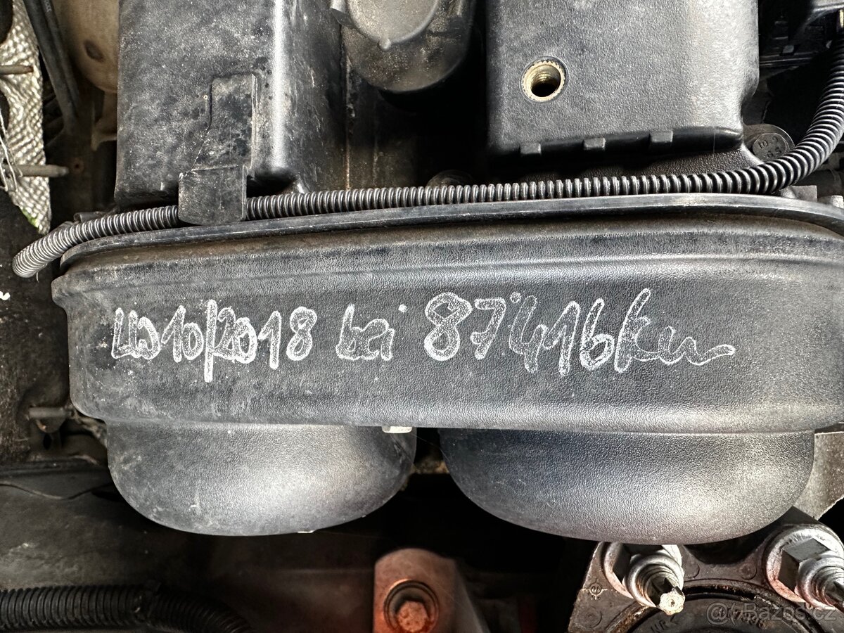 Ford Focus 1.6i 74kw, r.2010, 1.majitel, 131500km - 10