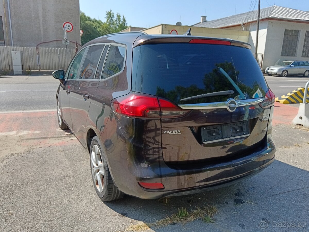 opel zafira - 10