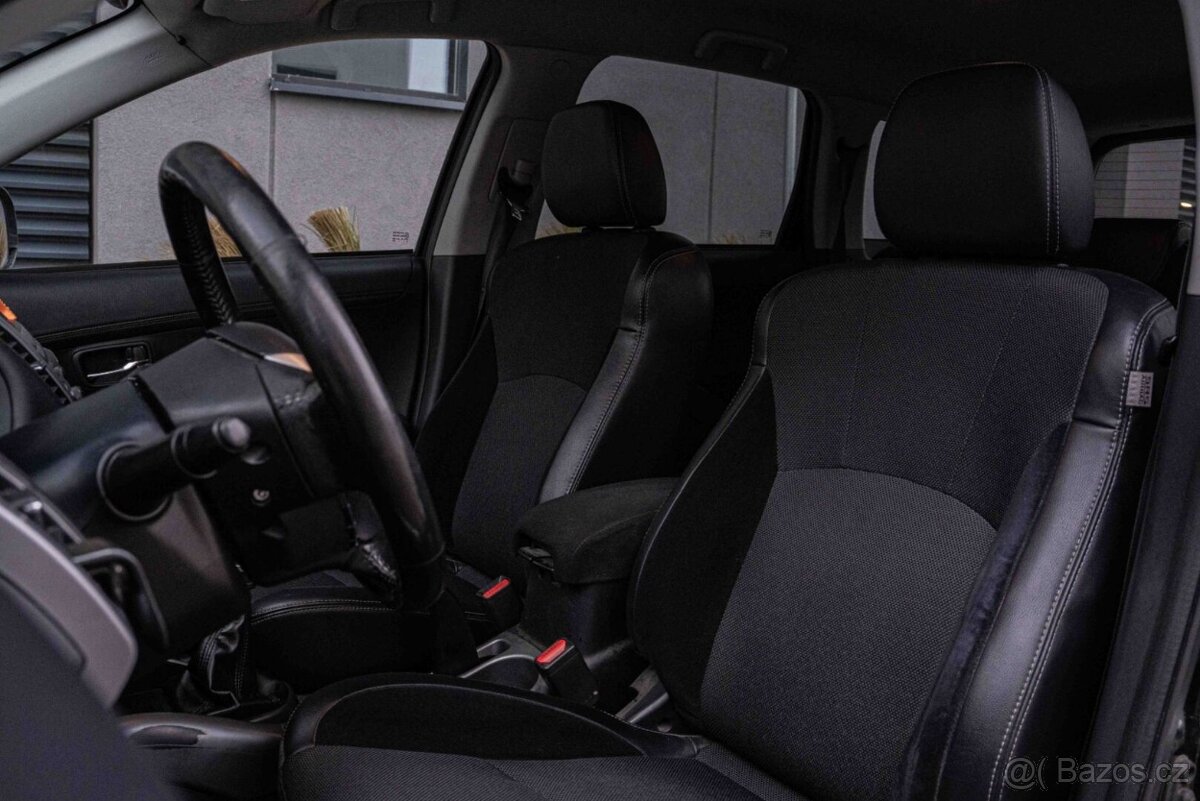 Mitsubishi Outlander 2.2 DI-D - 10