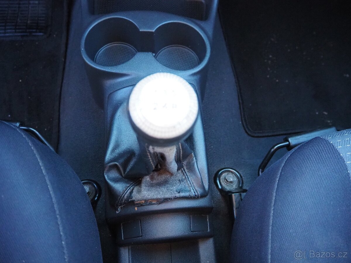 Hyundai Getz 1.4 klima, 2 majitel, původ ČR - 10