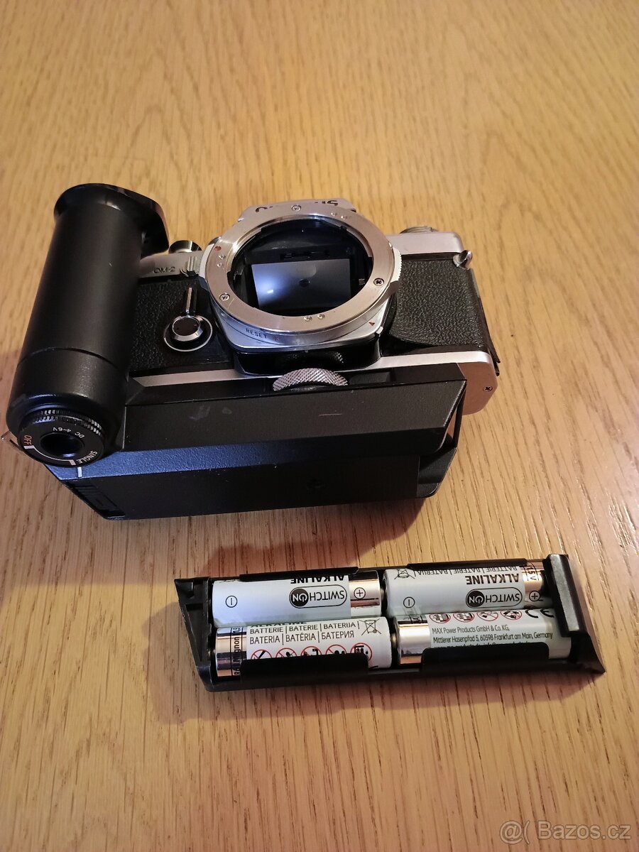 Olympus OM-2 + winder - 10