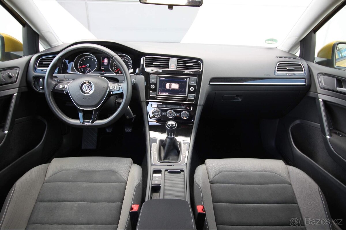 GOLF 7,1.4TSI,92kw,R-Line,HIGH,KURKUMA,r18,Full LED,67 900km - 10