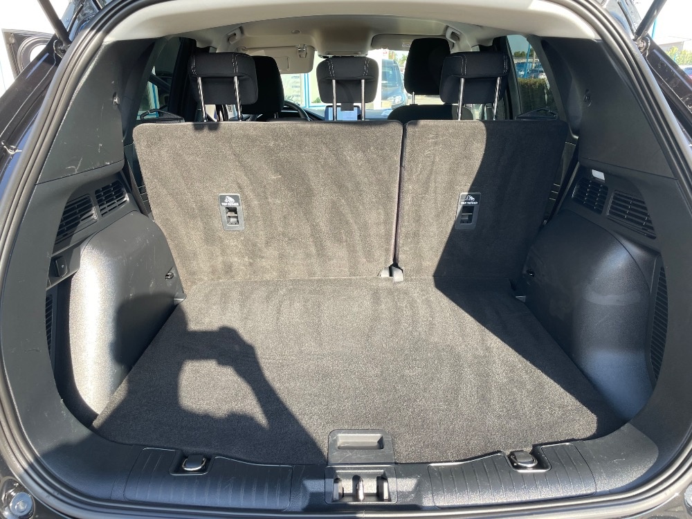 FORD KUGA 2,5 HYBRID - 10