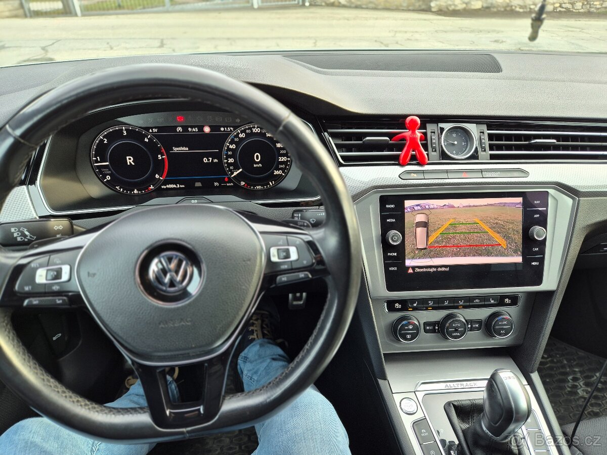 Volkswagen Passat B8 Alltrack 2.0 TDI 140kW DSG Virtuál,4x4 - 10