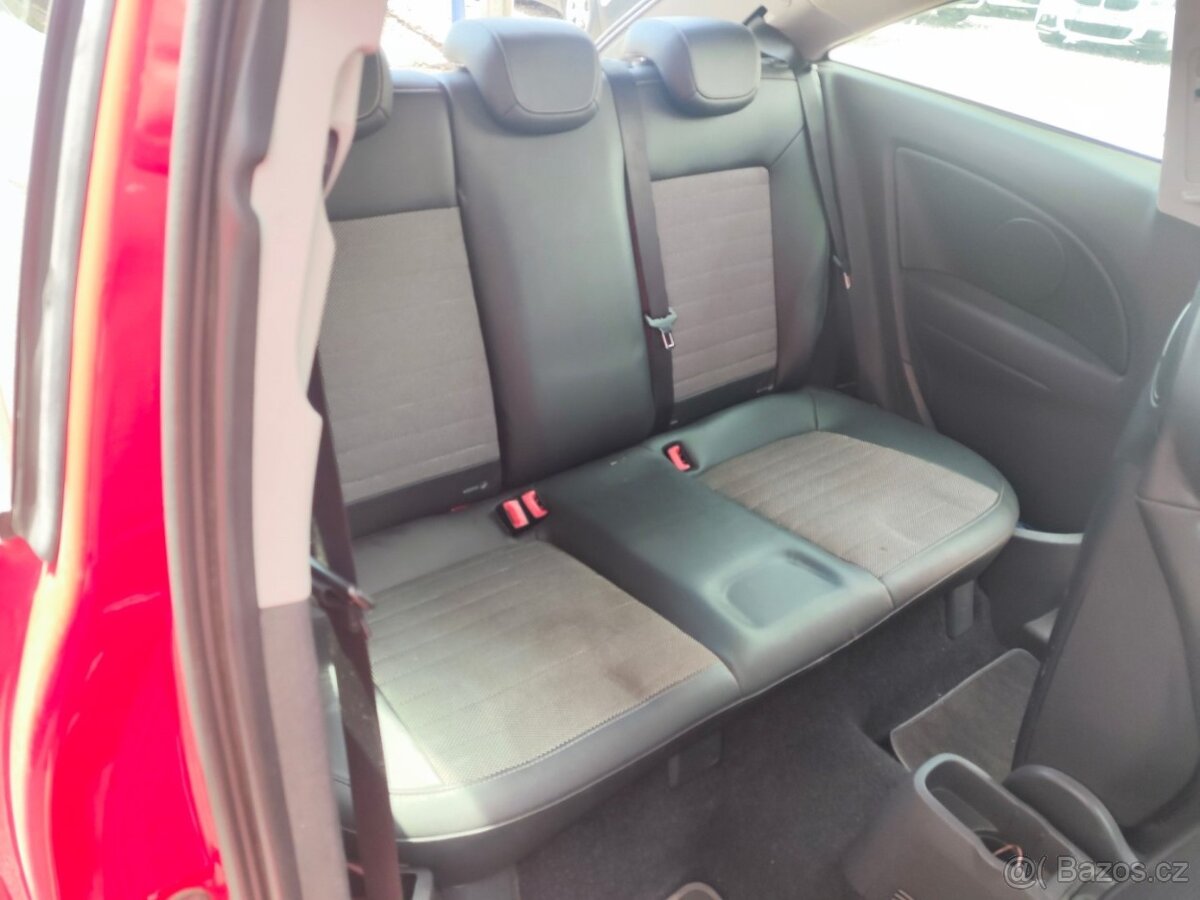 Opel Corsa 1.6 Turbo OPC - 10