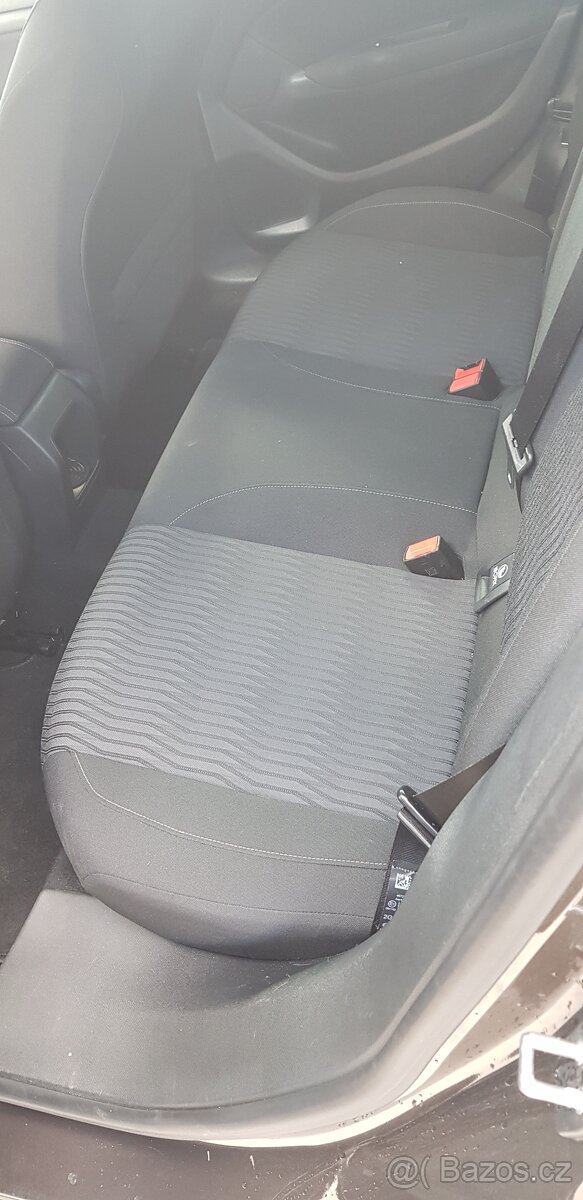 Peugeot 308 1.6 BlueHDi – Hatchback - 10