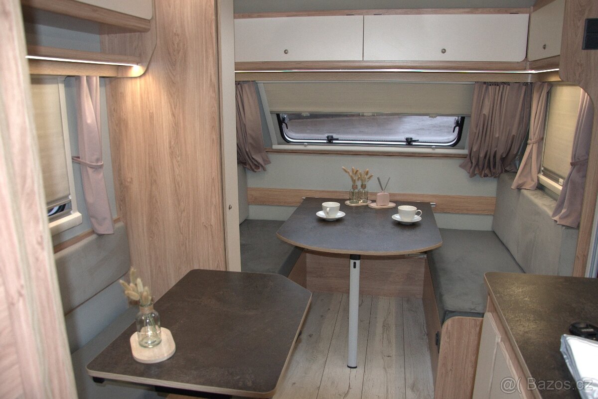 Nový karavan Niewiadow Cross MAX - poslední kus - 10