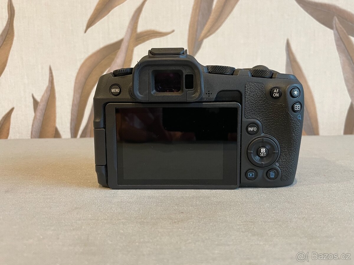 Canon EOS R8 – kompletní balení - 10