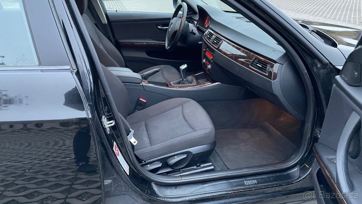 BMW E91 320D HARMAN/KARDON XENONY 1.MAJITEL - 10