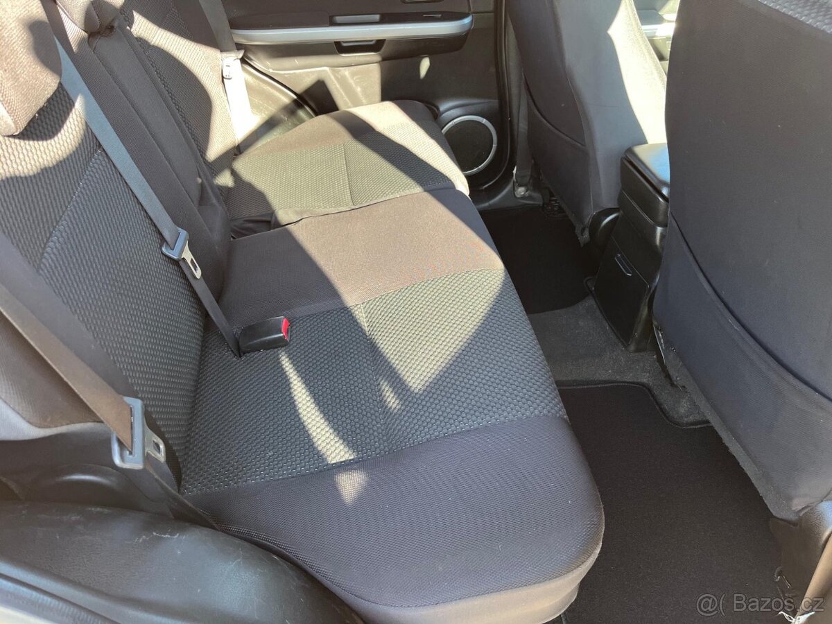 SUZUKI GRAND VITARA II 2.4VVTI 124kw MANUÁL BENZIN TAŽNÉ - 10