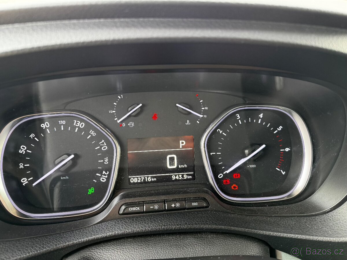 Peugeot Traveller Allure Long 2.0 BlueHDi - 10