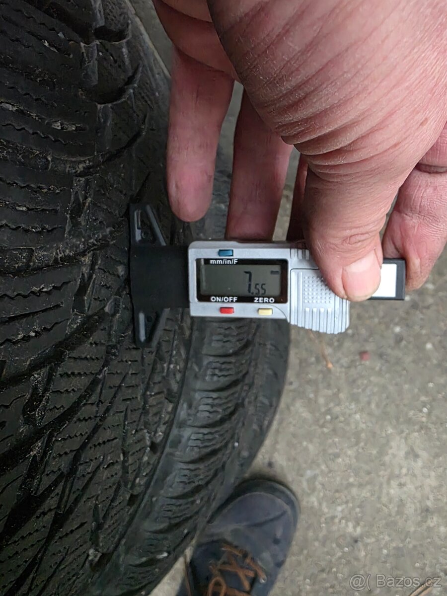 215/65/16 Zimní pneumatiky Nokoan WR D4 a SUV 4 - 10