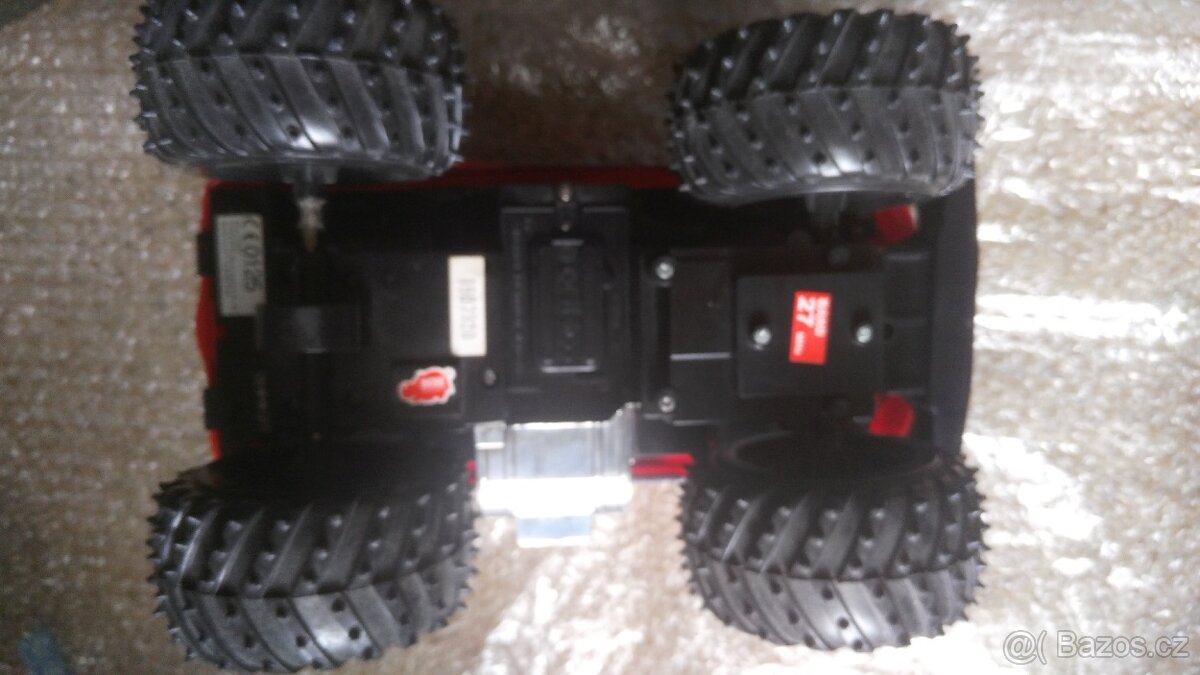 Postýlka pro panenku, RC auticka - dalkove ovladani - 10