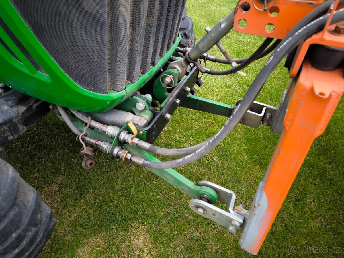John Deere 3720 - 10