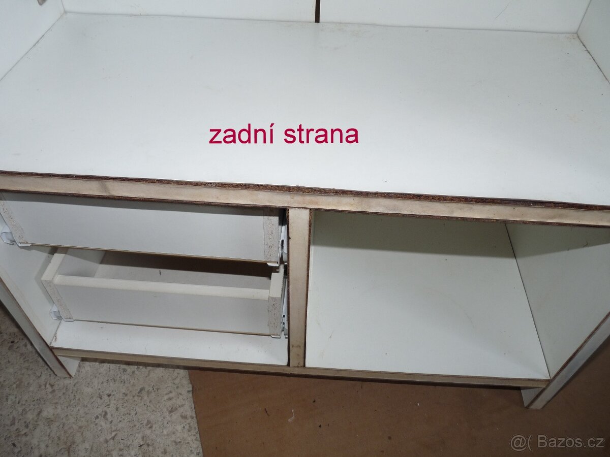 Umyvadlo se skříňkou - 10