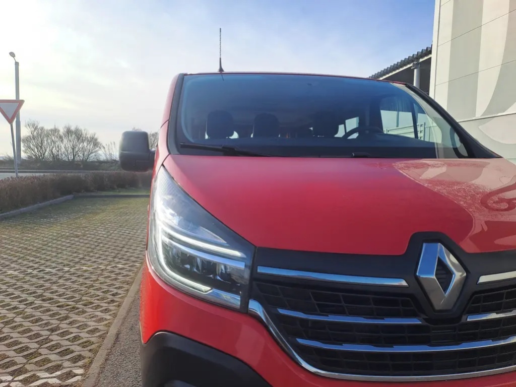Renault Trafic, 2.0DCI L2 6.MÍSTNÉ DPH PERFEKT - 10