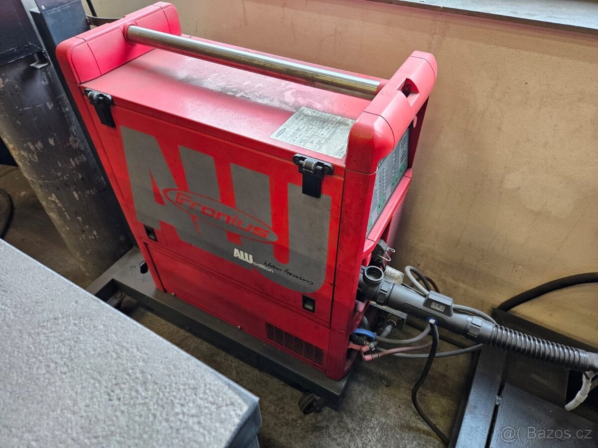 ROBOT KUKA - 10