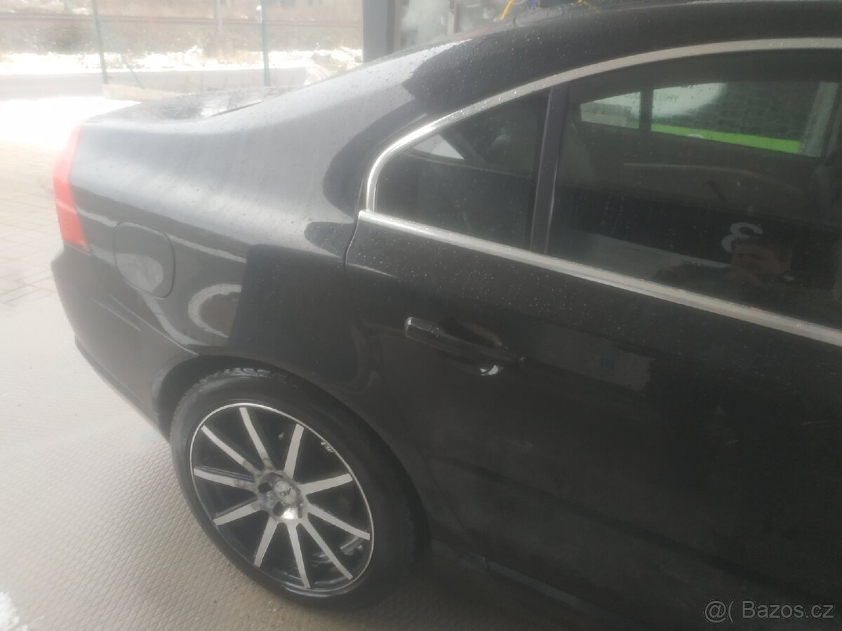 Prodám Volvo S80 D5 151 KW 2010 manuál - 10