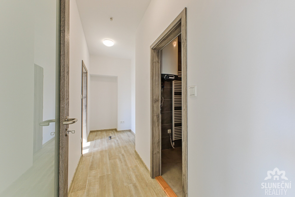 Pronájem bytu 2+kk, 47 m², Bojkovice- Čtvrť 1. máje - 10