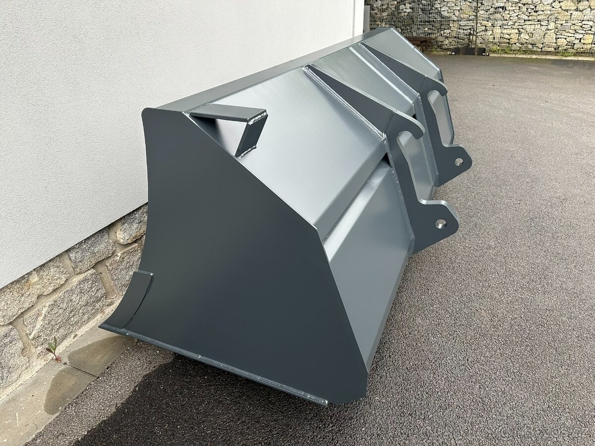 Lopata na čelní nakladač - 10