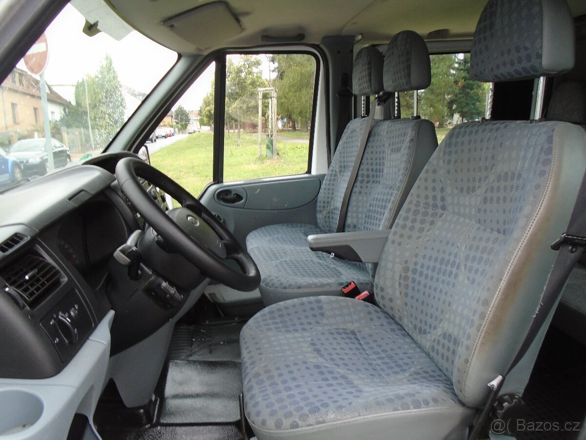 Ford Transit 2.2 TDCi L1H1 6 míst - 10