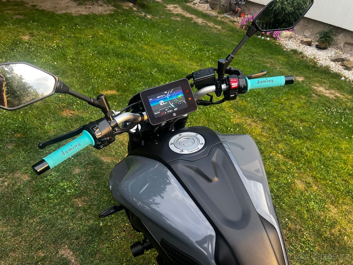 Yamaha mt07 - 10