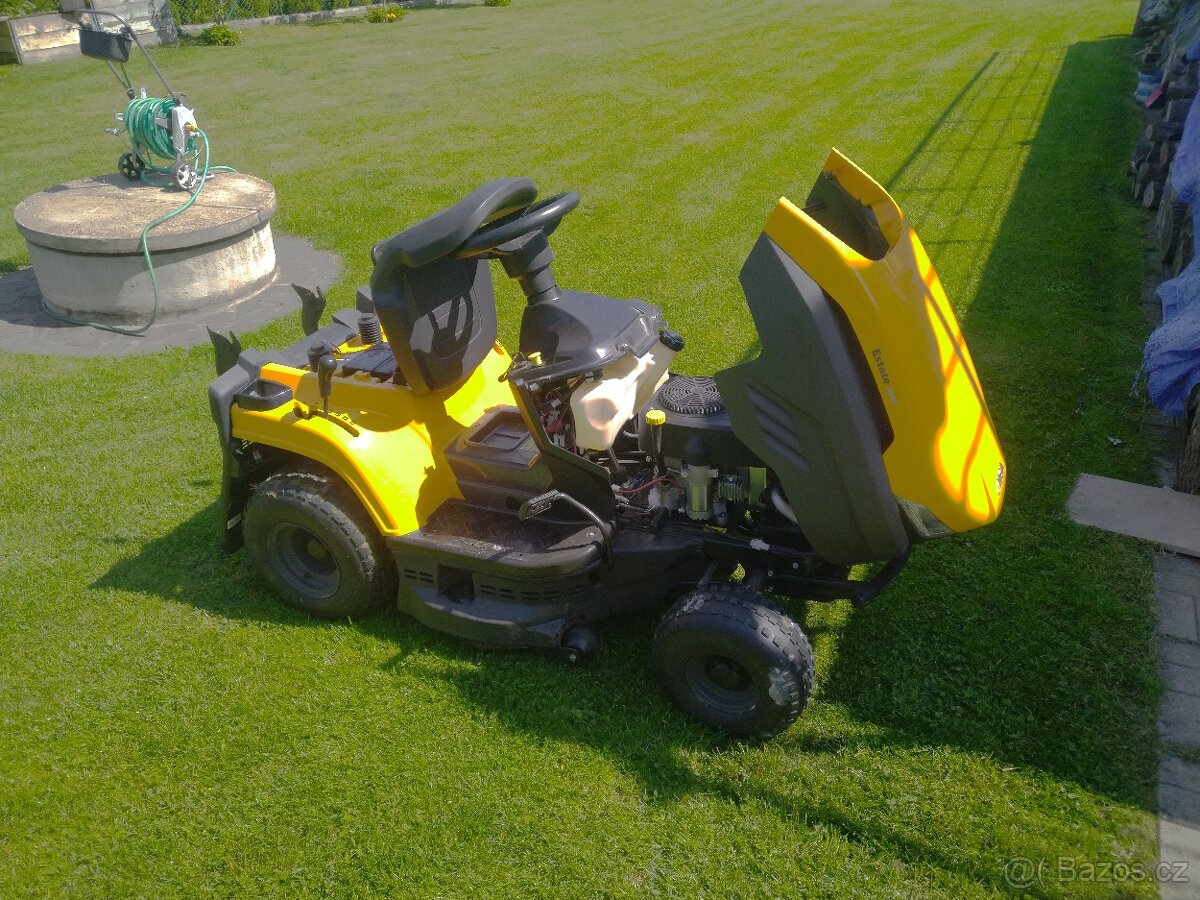 Stiga zahradní traktor a vozík Vares - 10