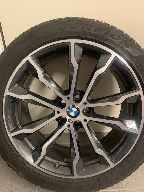 Originální zimní kola BMW M s dvojitými paprsky 699, komplet - 10