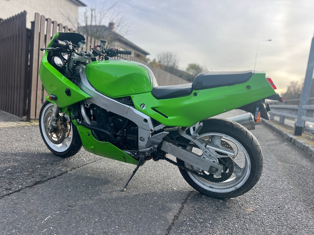 Kawasaki Zxr 750 h1 - 10