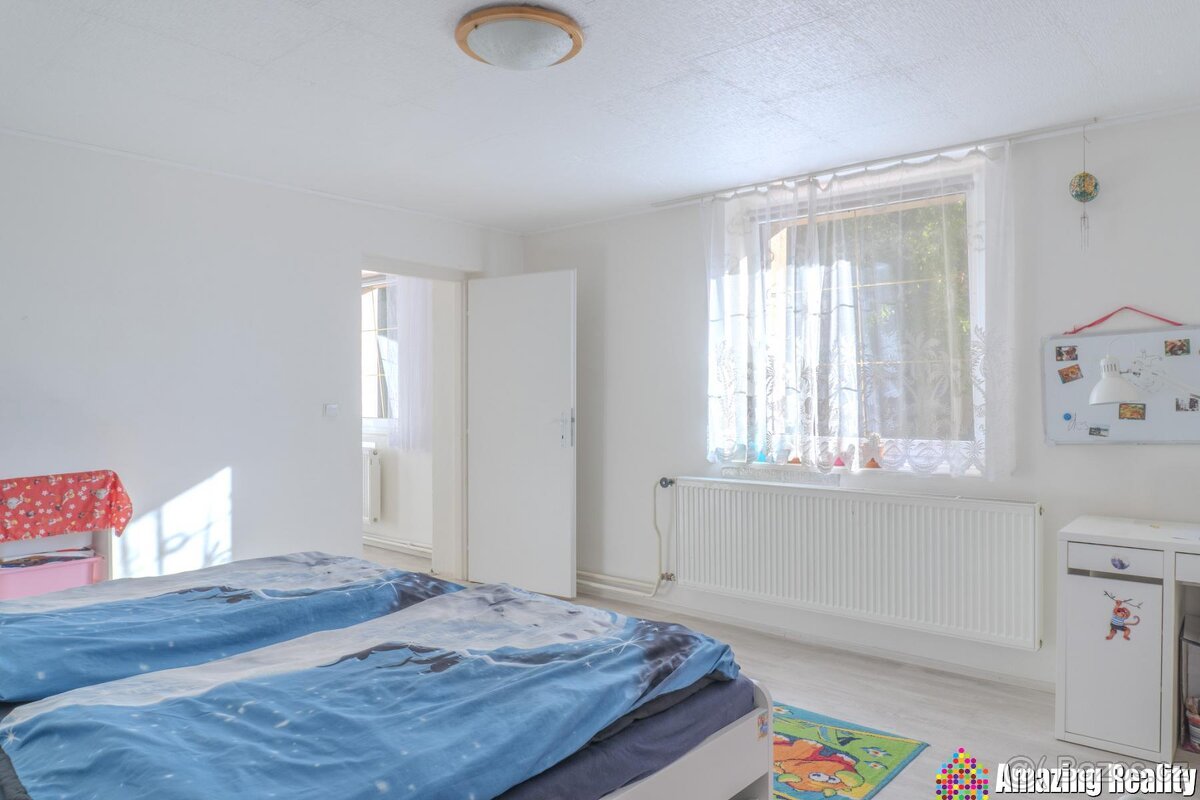 Prodej rodinného domu v obci Lošany - 10